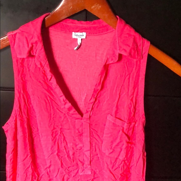 Top - Picture 2 of 2